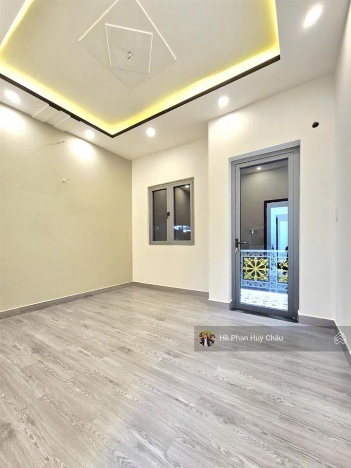 Nhà 3 tầng btct nở hậu đẹp  xe hơi ngủ trong nhà  nhà mới full nội thất  mt hẻm xe hơi quay đầu