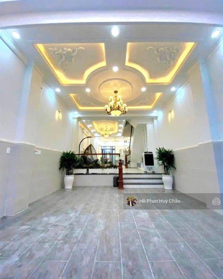 Siêu vị trí trung tâm nhà bè  mặt đường 10m  chỉ 7,68 tỷ