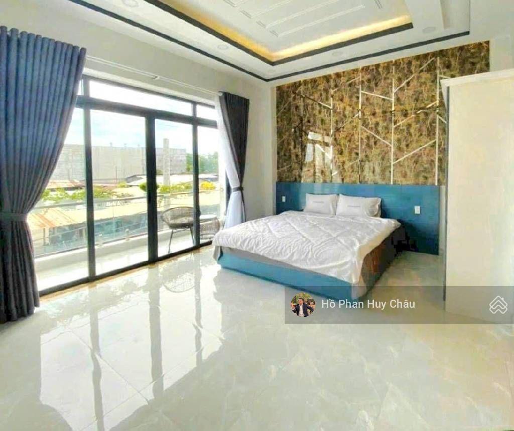 Siêu vị trí trung tâm nhà bè  mặt đường 10m  chỉ 7,68 tỷ