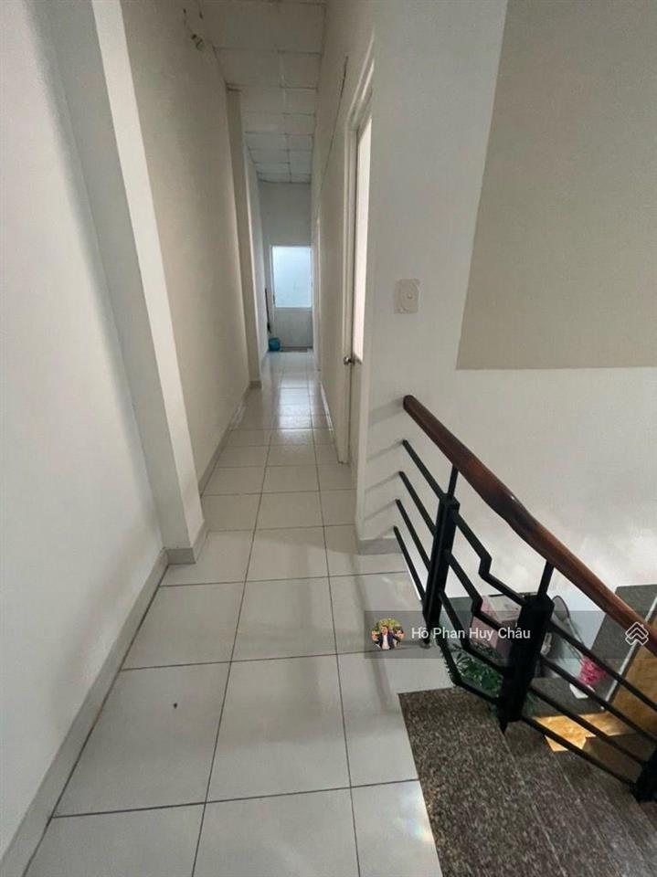 Bán nhà diện tích to 4.2m x 17m huỳnh tấn phát giá 4 tỷ 5