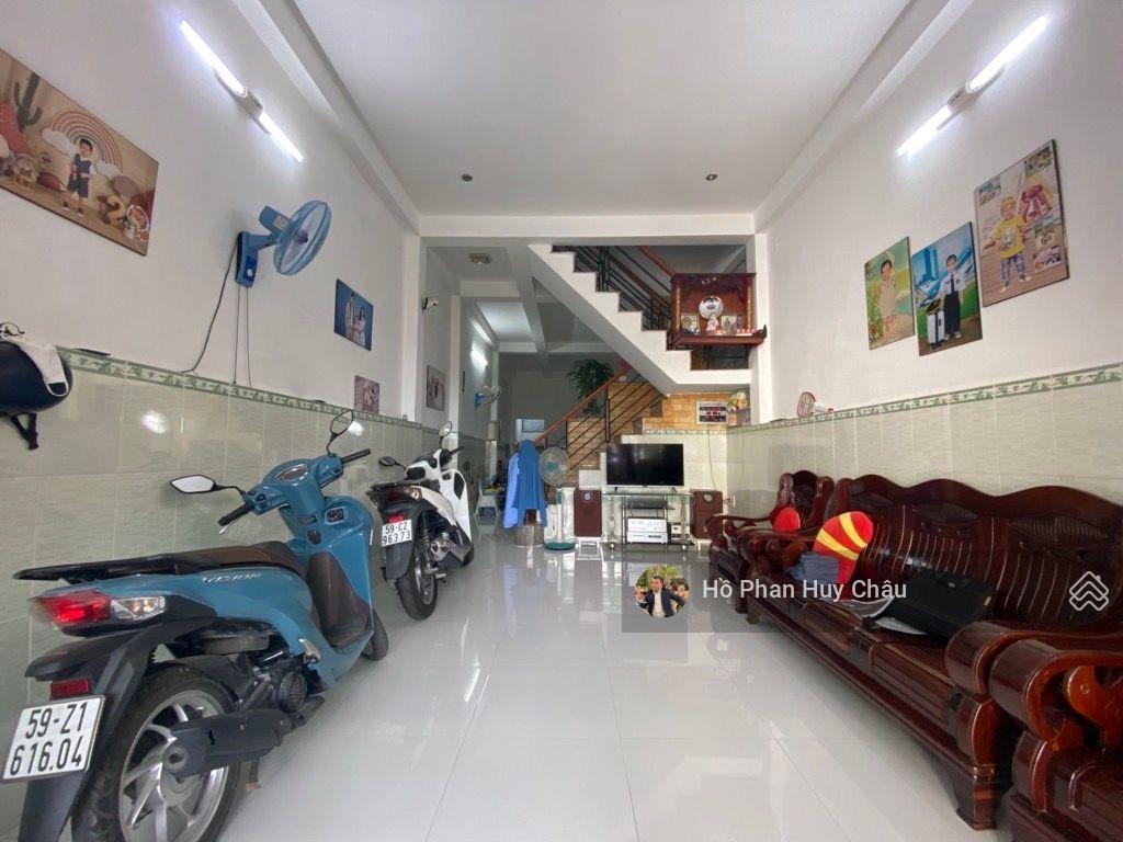 Bán nhà diện tích to 4.2m x 17m huỳnh tấn phát giá 4 tỷ 5