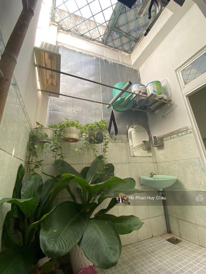 Bán nhà diện tích to 4.2m x 17m huỳnh tấn phát giá 4 tỷ 5
