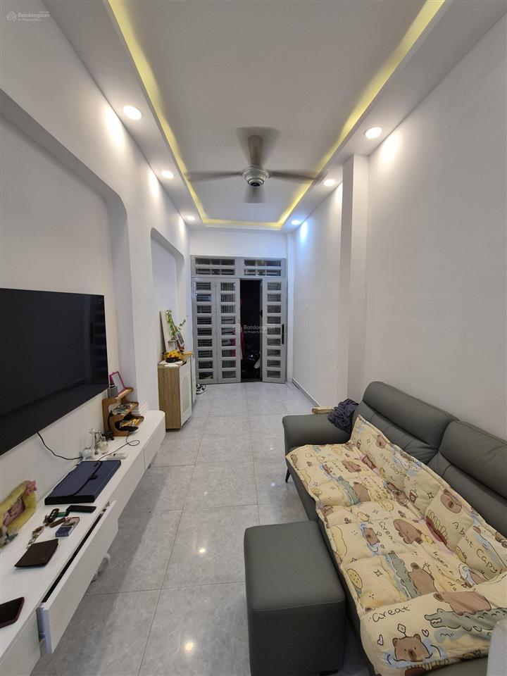 Nhà hoàng diệu q4  4 lầu đúc  30m2  kdc hiện hữu  giá 4.5 tỷ