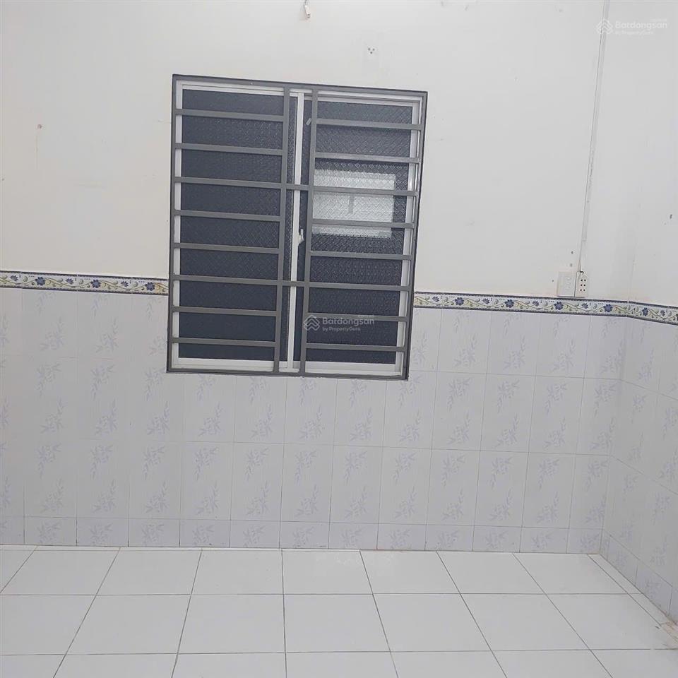 Bán nhà riêng diện tích sử dụng 36,5m2, chính chủ, gần vòng xoay an lạc