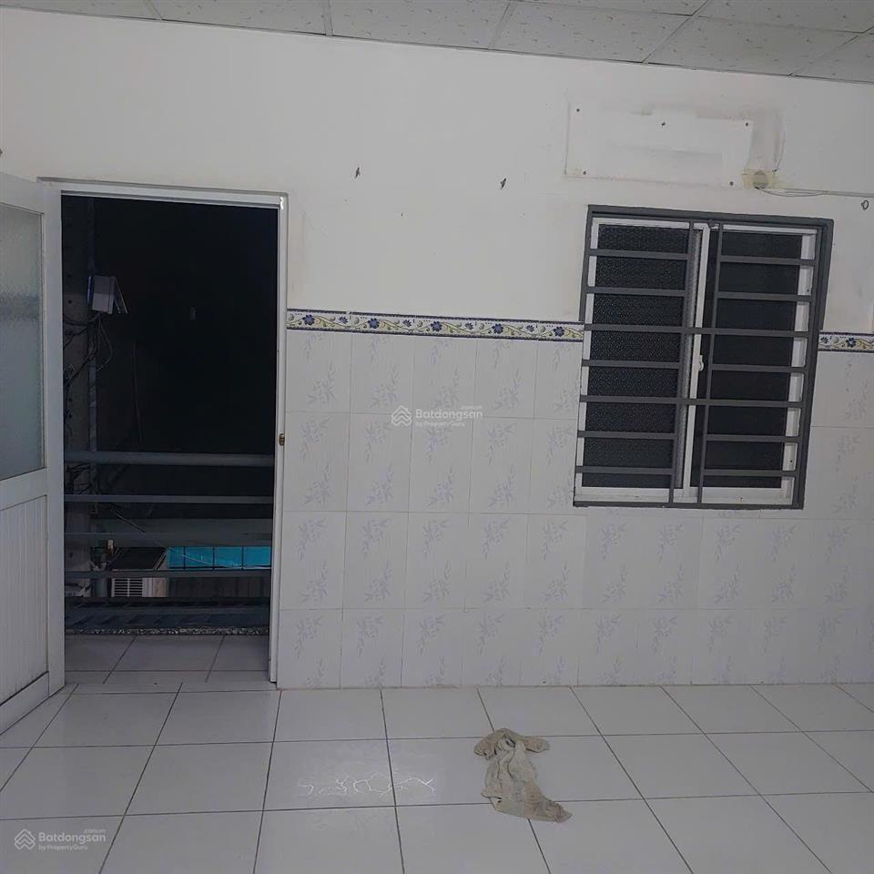 Bán nhà riêng diện tích sử dụng 36,5m2, chính chủ, gần vòng xoay an lạc