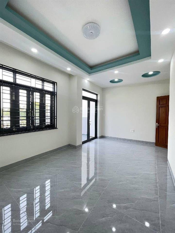 Bán nhà mới ,tỉnh lộ 10, 60m2 5.25tỷ