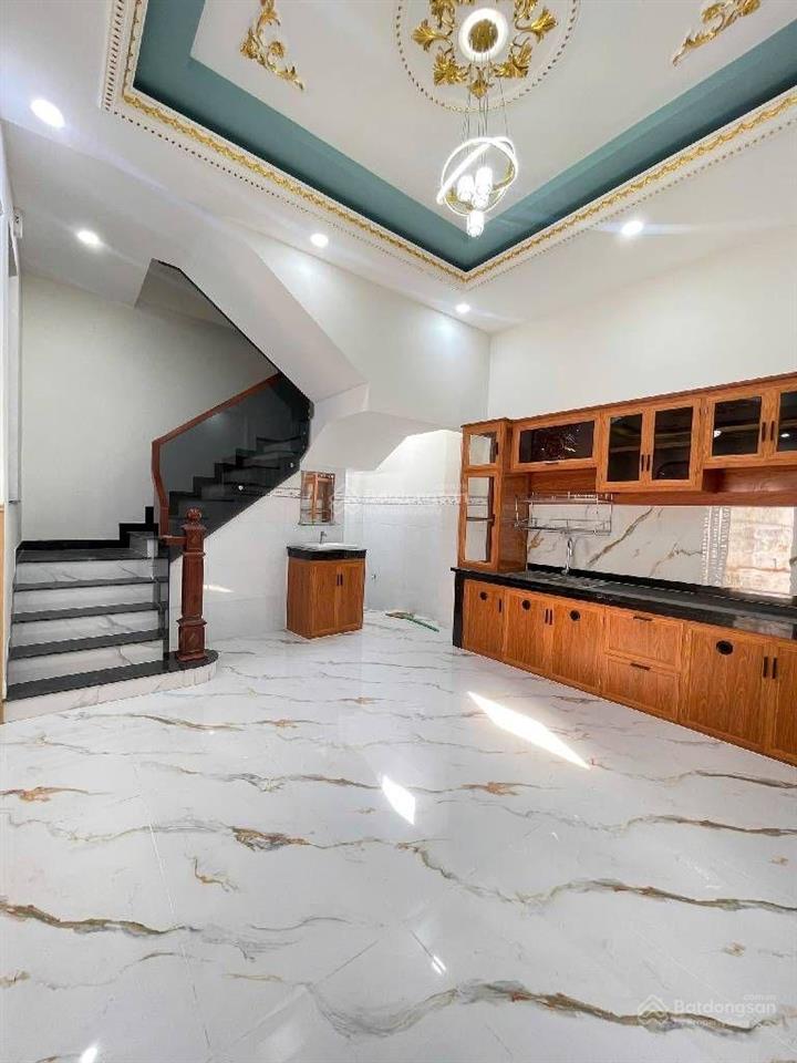 Bán nhà mới ,tỉnh lộ 10, 60m2 5.25tỷ