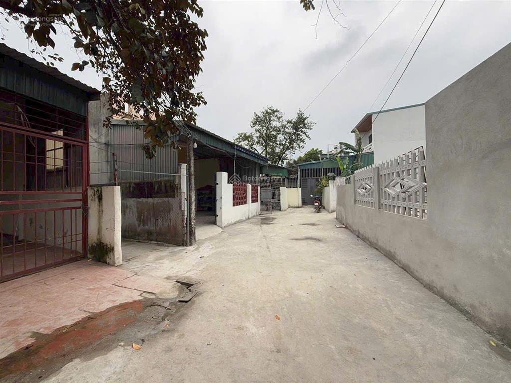 Cần bán nhà ngõ trần hưng đạo kinh môn vị trí gần trung tâm