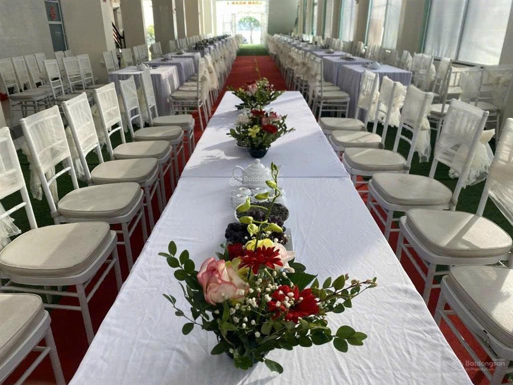 Cần bán khách sạn khu du lịch biển hải hoà nghi sơn