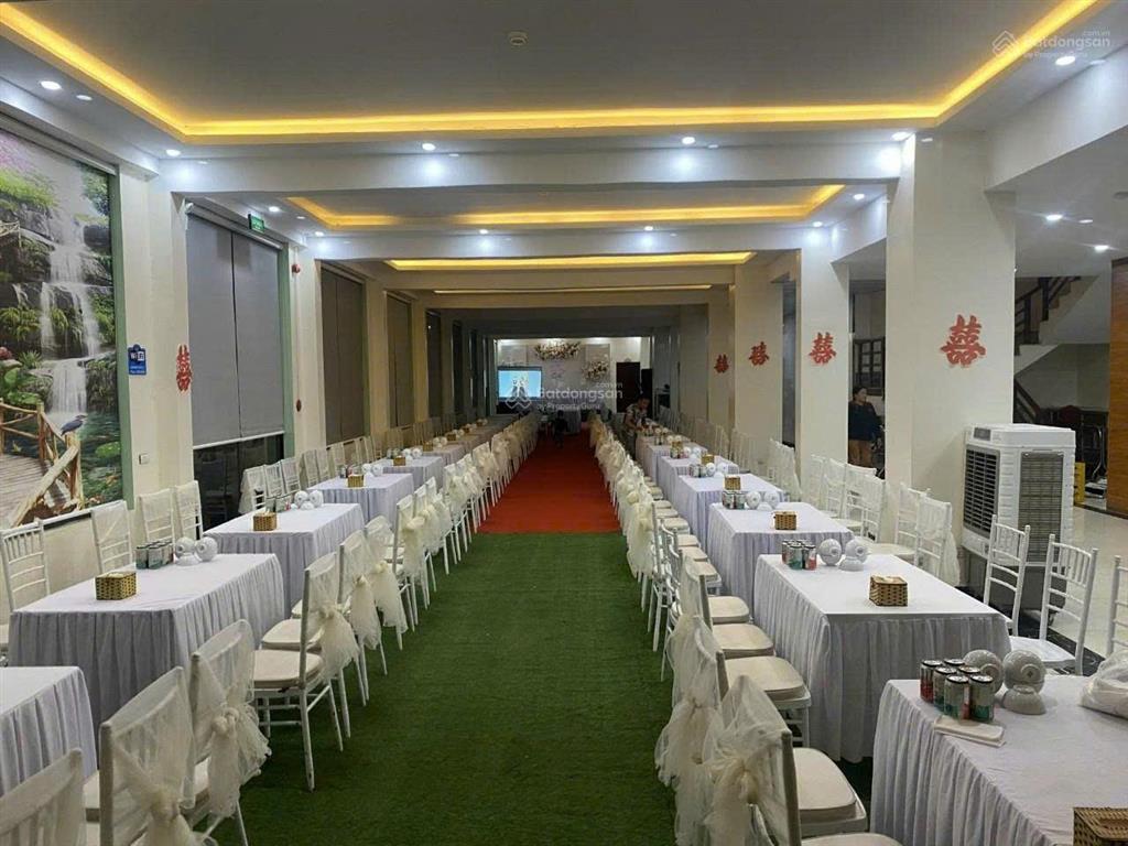 Cần bán khách sạn khu du lịch biển hải hoà nghi sơn