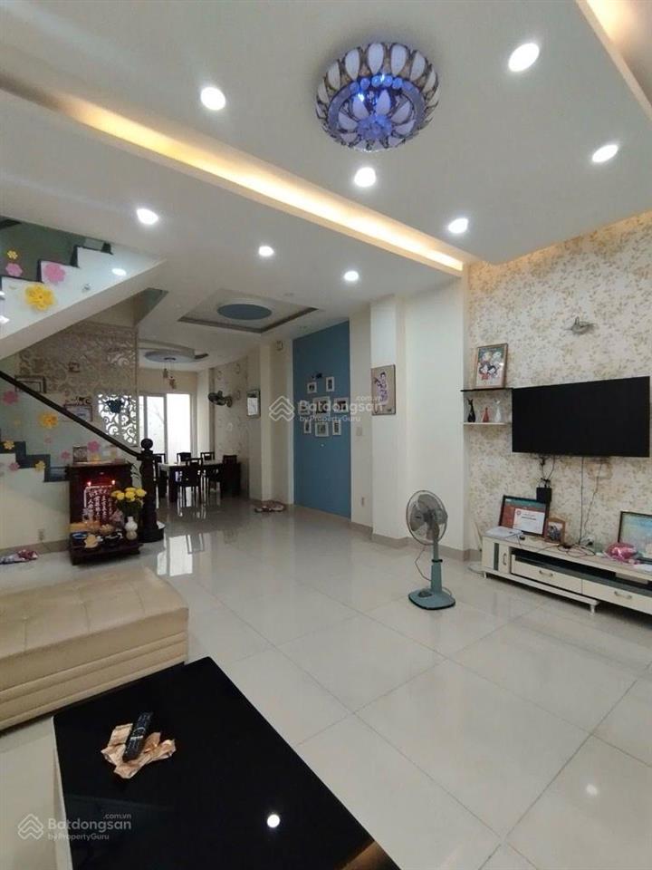 Bán nhà 3 tầng, 113m2, ngang lớn 5,6m, hẻm 8m ô tô đậu ngày đêm, ngay nhà thiếu nhi gò vấp