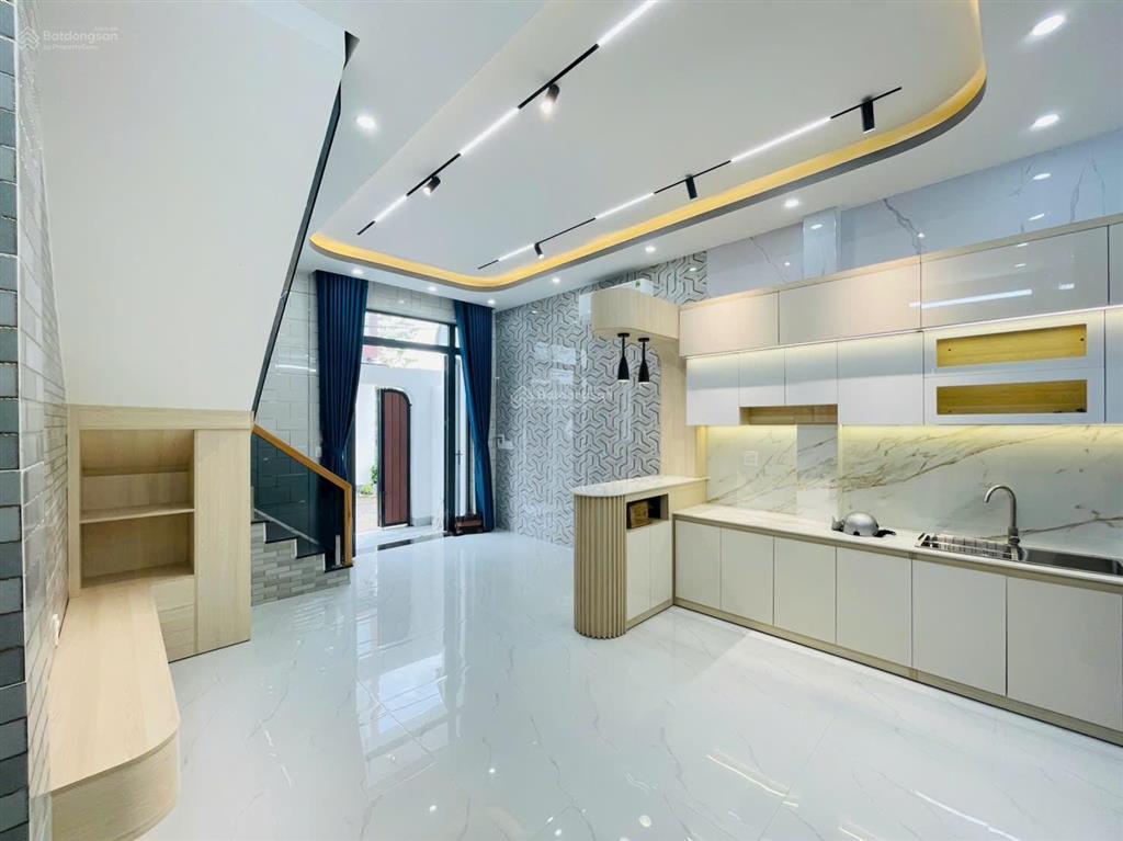 * nhà bán  hẻm 192194 đường nguyễn thông * giá bán 2 tỷ 650 triệu (thương lượng)chủ gởi