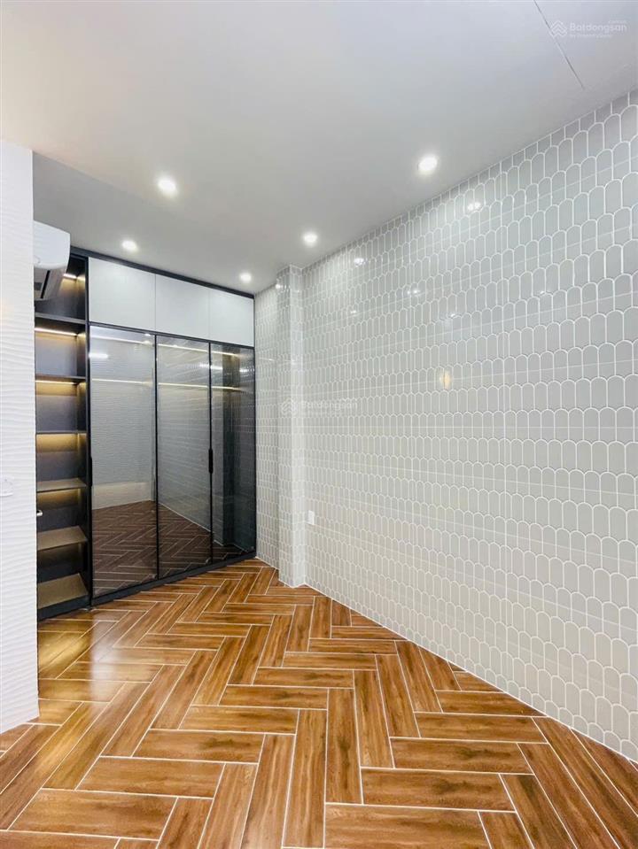 * nhà bán  hẻm 192194 đường nguyễn thông * giá bán 2 tỷ 650 triệu (thương lượng)chủ gởi