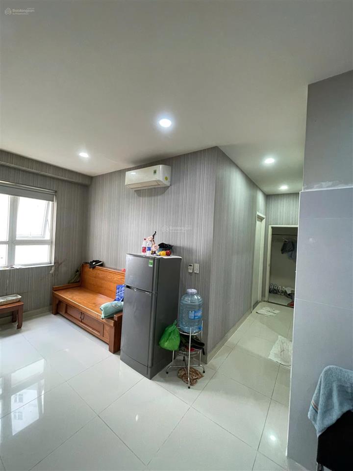 Giá tốt  căn 2pn 2wc tầng thấp block liền kế trung tâm thương mại aeon mall