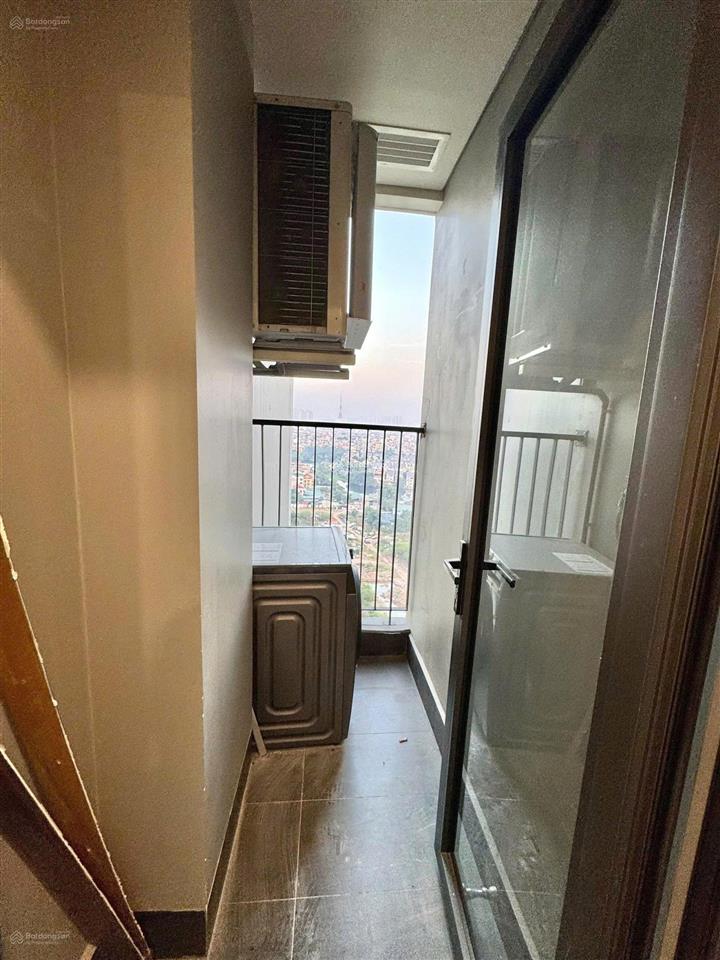 Bán gấp căn 2pn view hồ masteri west heights tòa b, trục 11 giá 6,414 tỷ full đồ