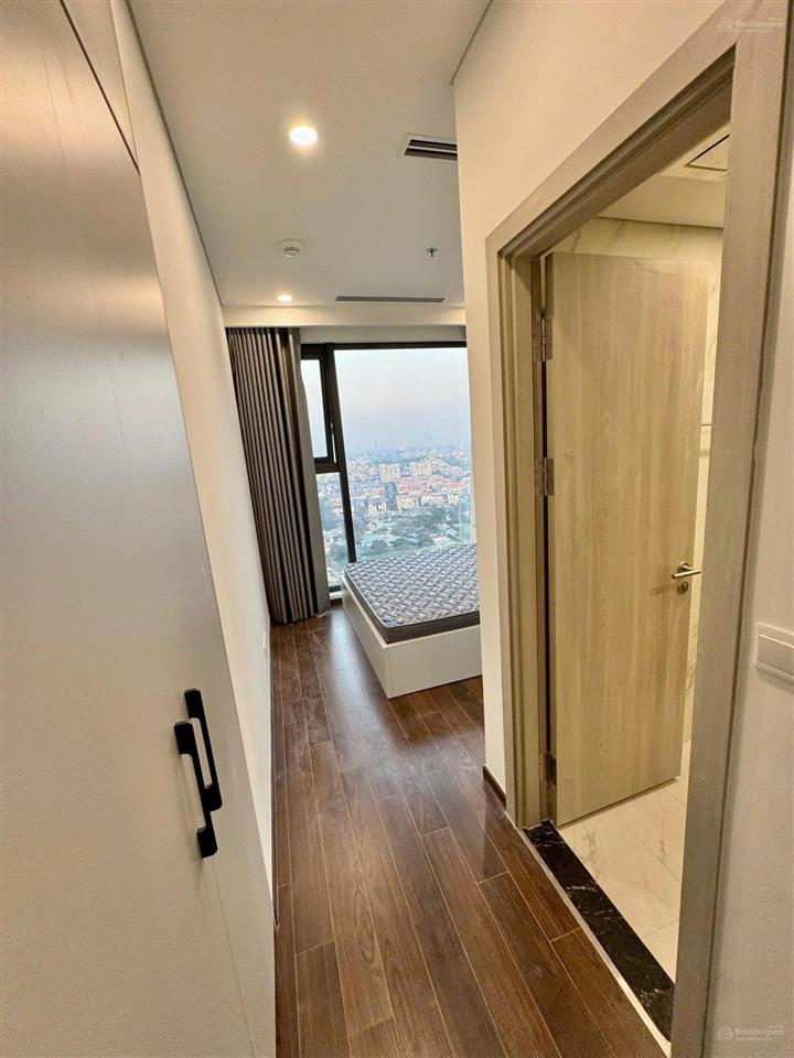 Bán gấp căn 2pn view hồ masteri west heights tòa b, trục 11 giá 6,414 tỷ full đồ