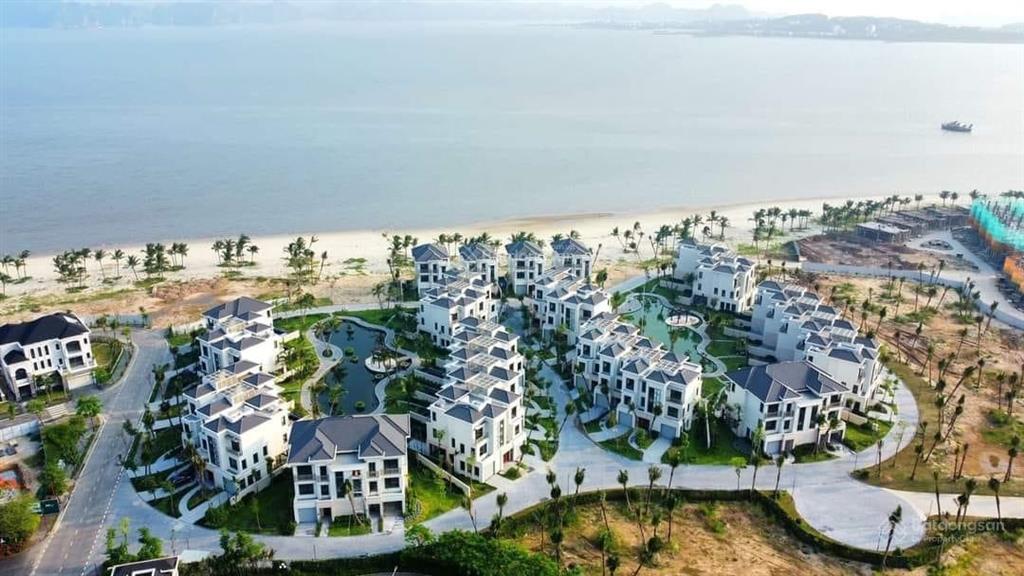 Bán căn lagoon residence hạ long giá 33,5 tỷ