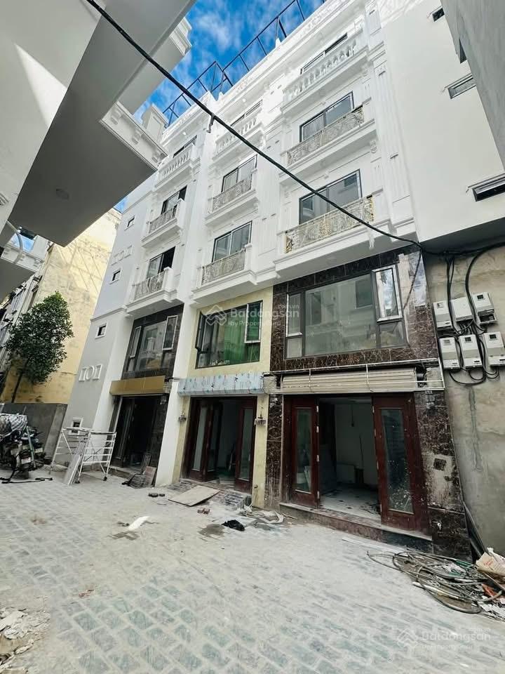 Em chính chủ cần bán căn nhà 35m2  6 tầng thang máy  hồ văn chương tôn đức thắng