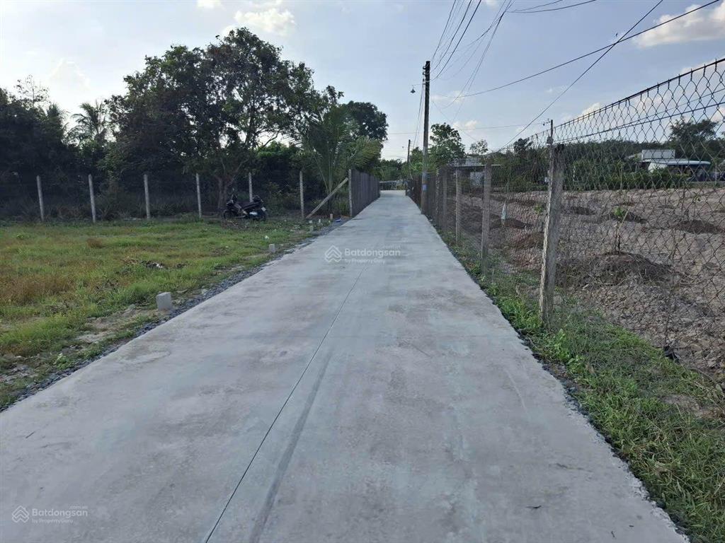 420tr, đất full thổ cư, đường bê tông, gần kcn hiệp thạnh, tây ninh