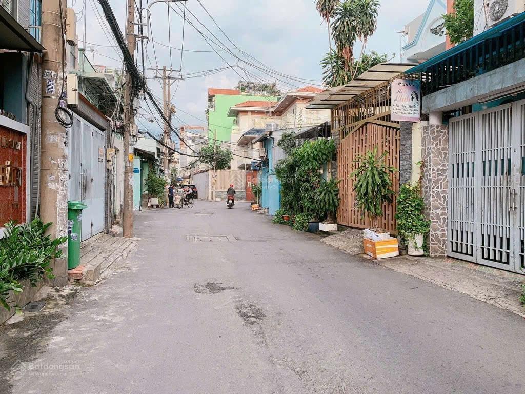 Nhà dt 4.5 x 29m  bán 9.9 tỷ  hxh phường bình trưng tây gần đường nguyễn duy trinh