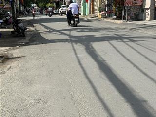 Bán nhà góc 2 mặt tiền đường nguyễn tuyển  dt 8 x 12m  bán 15 tỷ