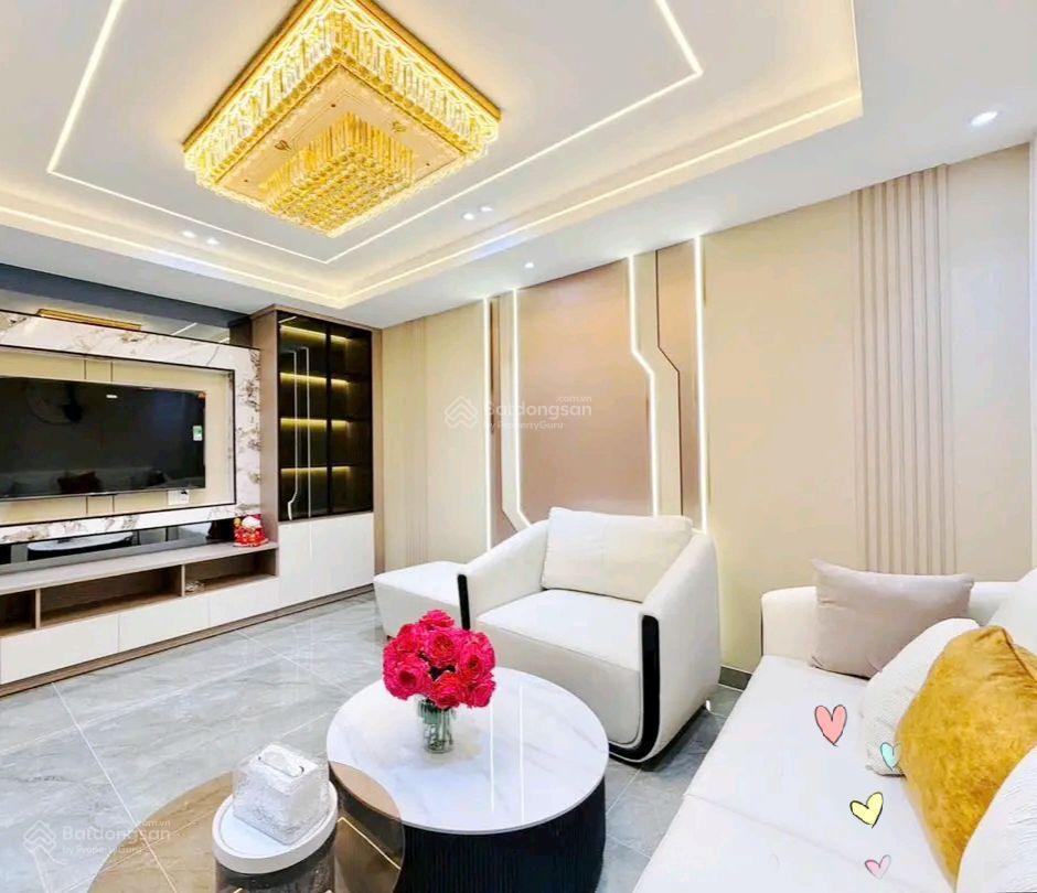 Sở hữu ngay nhà đường ô tô kỳ đồng  quận 3, giá 3tỷ575/72,5m2, cho thuê 26tr, gần bv tai mũi họng