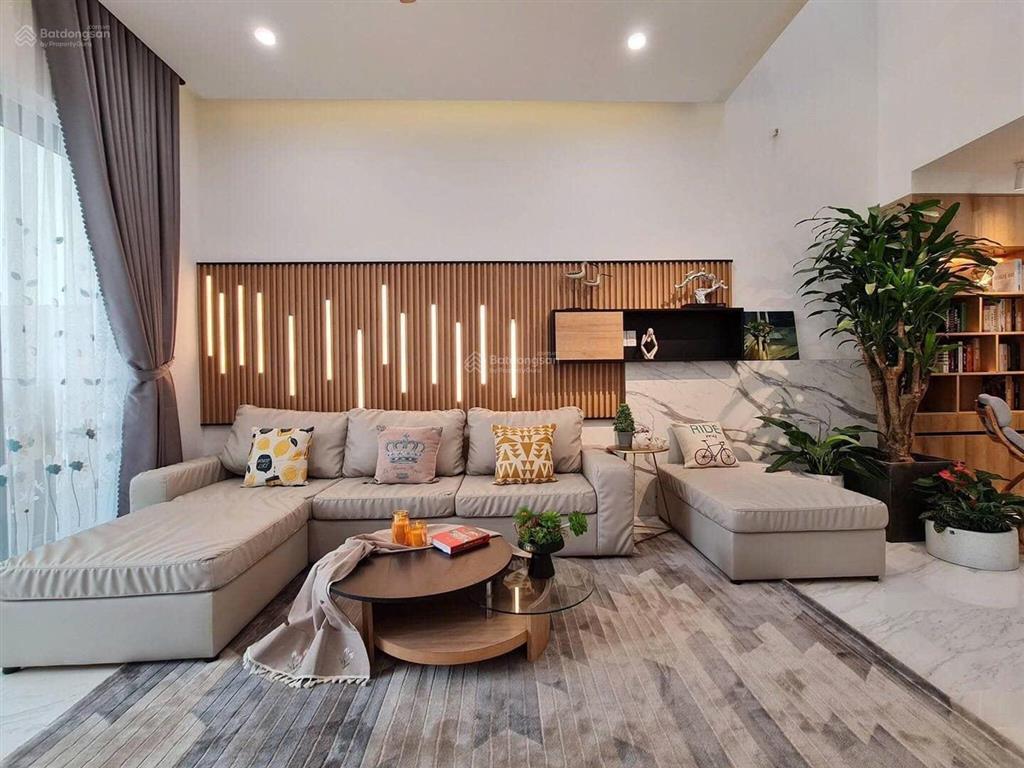 Tôi bán nhà đẹp đường 12m ở trần não  quận2 gần ga tàu thủy bình an view lanmark. giá 4 tỷ250/75m2