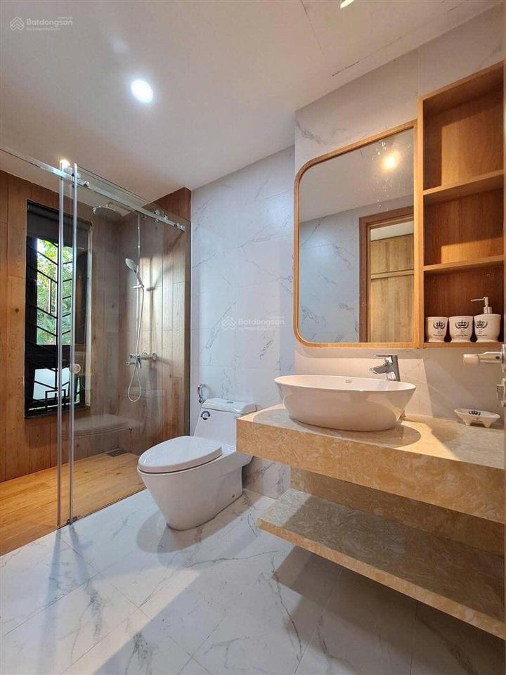 Tôi bán nhà đẹp đường 12m ở trần não  quận2 gần ga tàu thủy bình an view lanmark. giá 4 tỷ250/75m2