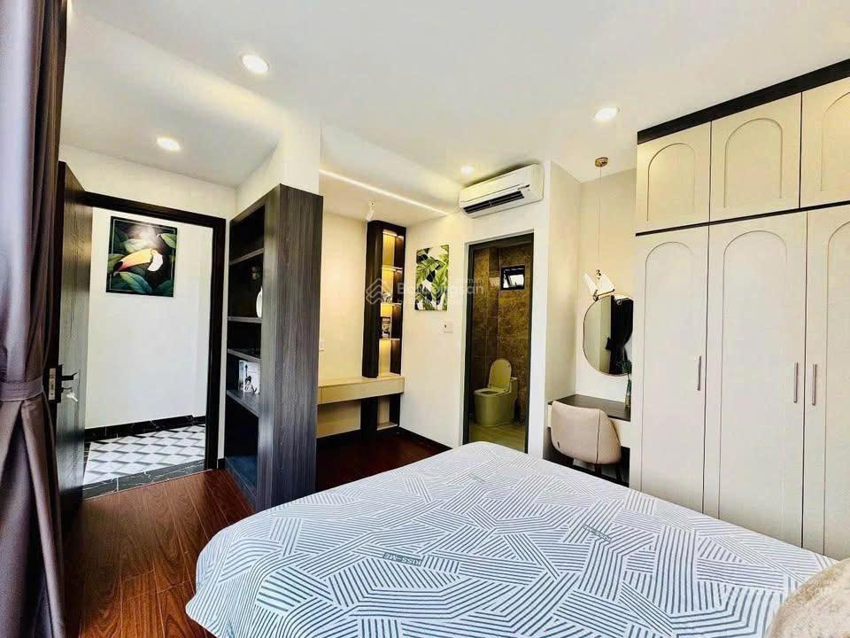 Sổ trao tay nhà đẹp ở đỗ ngọc thạnh  quận5 gần chợ lớn, ubnd, cho thuê 23triệu. giá 4tỷ490 /82,4m2