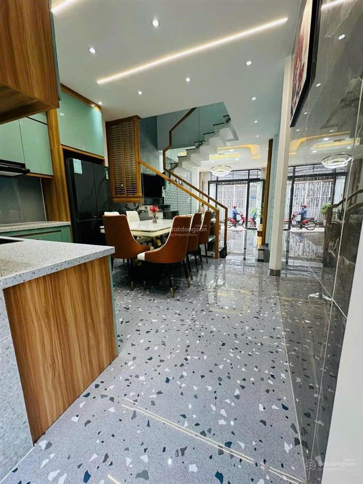 Đường oto 10m ở bạch đằng phường 24 bình thạnh view landmark81, cho thuê 26triệu. giá 3tỷ490/~ 74m2