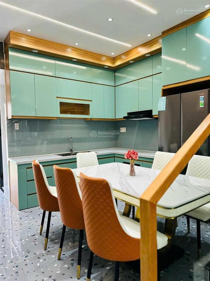 Đường oto 10m ở bạch đằng phường 24 bình thạnh view landmark81, cho thuê 26triệu. giá 3tỷ490/~ 74m2