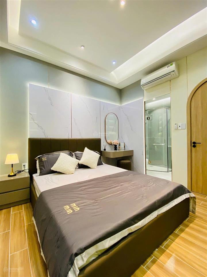 Nhà ngộp nguyễn phi khanh  quận 1.giá 5tỷ6/82.3m2 đang cho thuê 32 triệu. gần chợ tân định