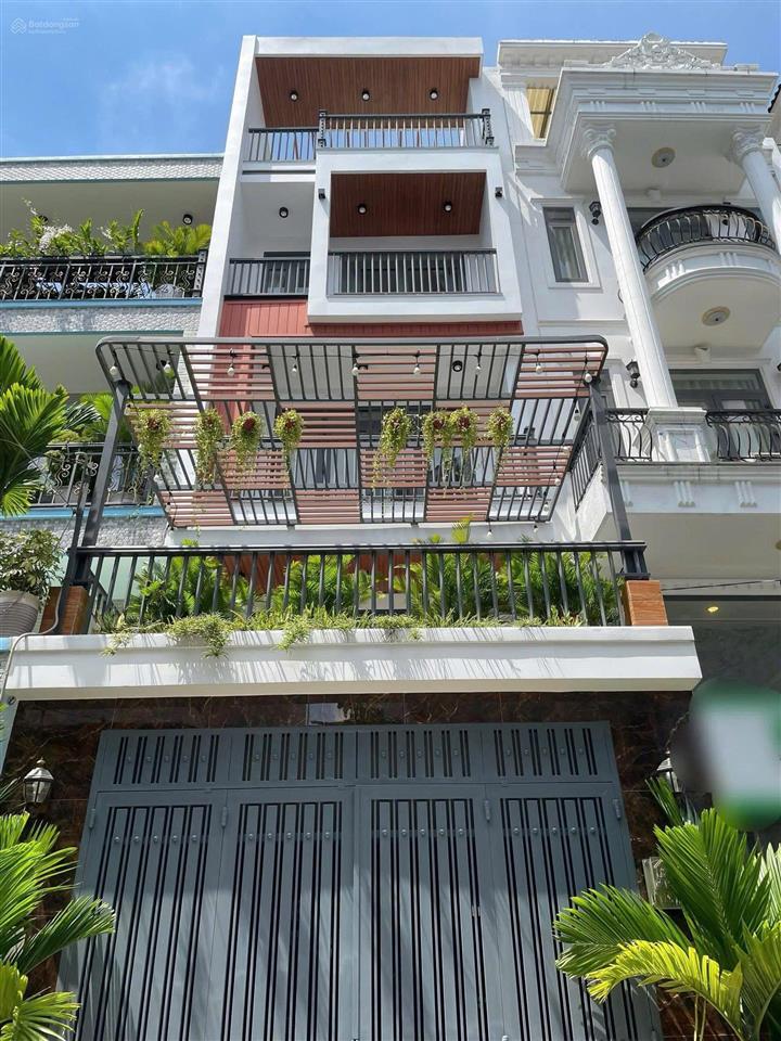 Nhà ngộp ngay hồ hảo hớn  quận 1. giá 3 tỷ7/72.6m2 cho thuê 25triệu. gần đại học mở cơ sở 2