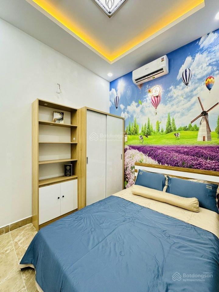 Bán nhà đường gò công p.13 quận 5 đang cho thuê 22triệu.giá 3tỷ560/78.3m2, gần công viên cửu long