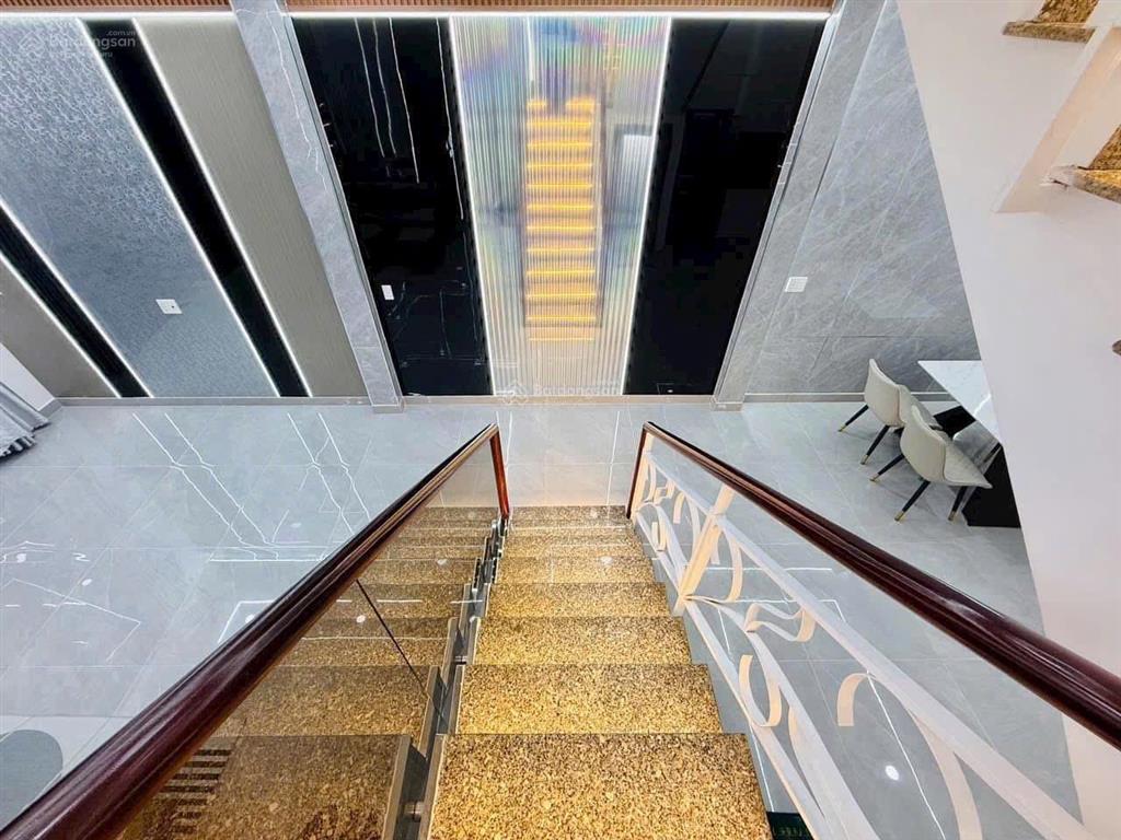 Nhà ngộp vũ tông phanp.an phúquận 2.giá 4tỷ2/79.6m2 đang cho thuê 26tr,trường thcs trần quốc toản