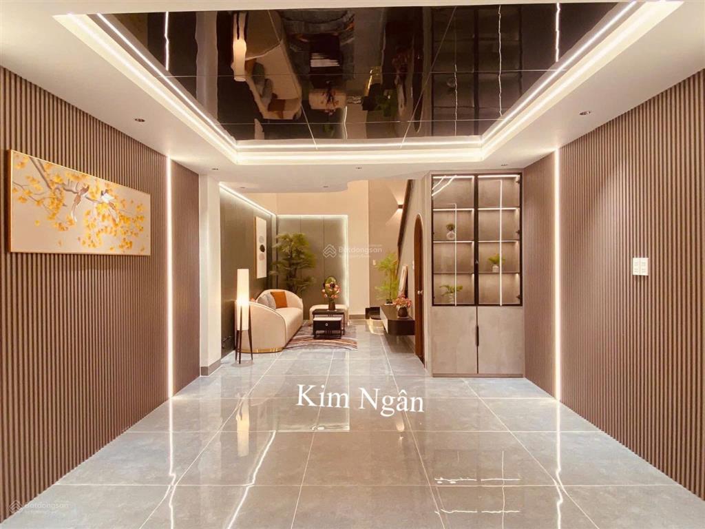 Nhà ngang khủng 5mx15.1m nguyễn cảnh chân quận 1.giá 3tỷ7 đang cho thuê 28tr gần công an thành phố