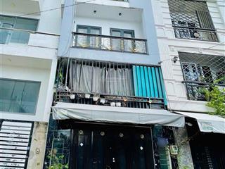 Chủ cần tiền giảm giá còn 4tỷ4 bán nhanh nhà võ văn tầnq3, gần hồ con rùa. 85m2 đang cho thuê 27tr