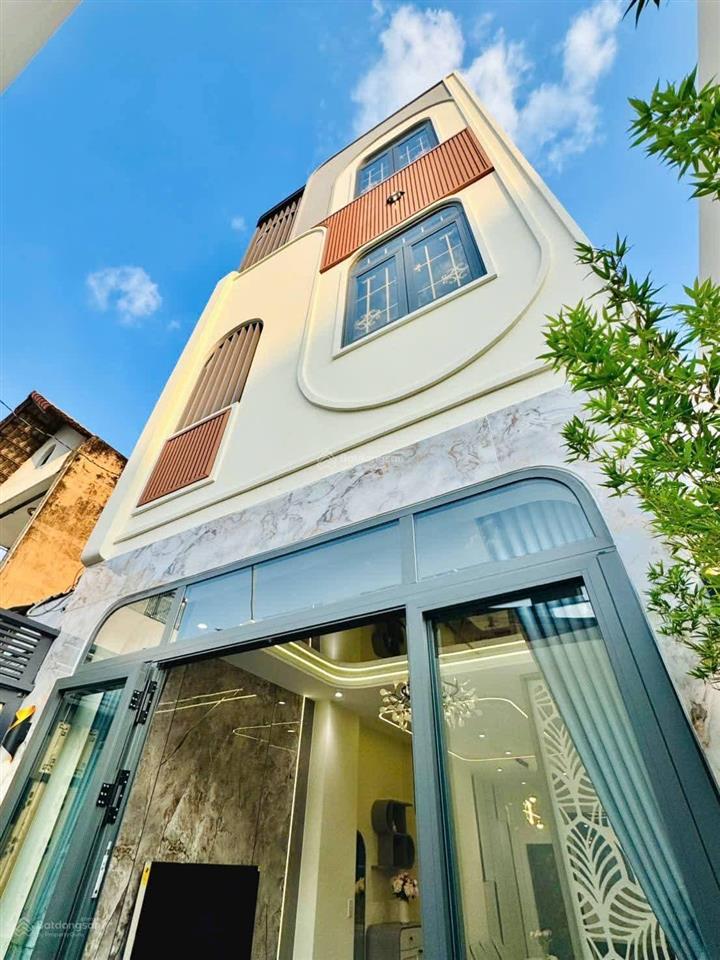 Bán gấp nhà 68m2 ngay rạch bùng binh p9 q3, gần ga sài gòn, thuê 27tr/th