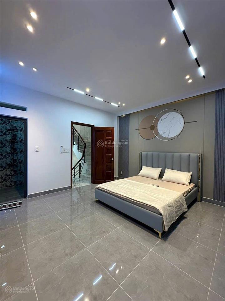 Bán nhà đường đội cung, p11, quận 11. 92m2 (5,5m x 16,7m) giá 4.090 tỷ. gần sân vận động phú thọ