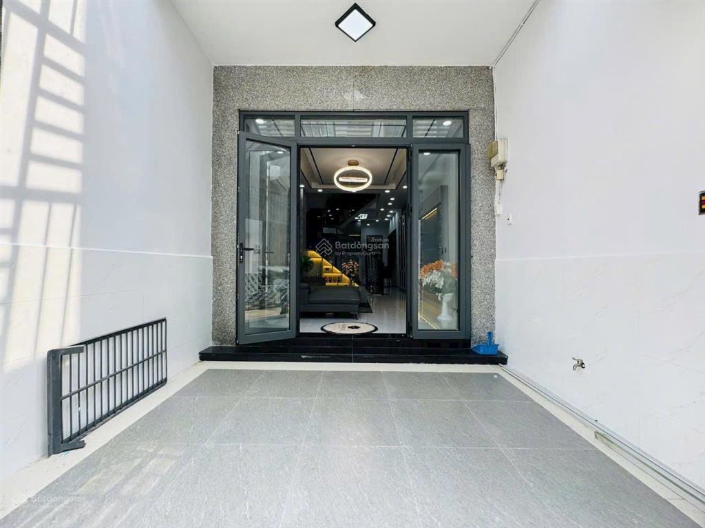 Gấp! nhà đường nguyễn huy lượng p14 gò vấp. dt 63m2 (4,5m x 14m) giá 2.860 tỷ cho thuê 20tr/th