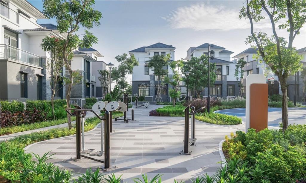 Bán biệt thự đơn lập trực tiếp chủ đầu tư, cọc tháng 12 tặng gần 7 tỷ tiền mặt, sổ đã có, sang ngay