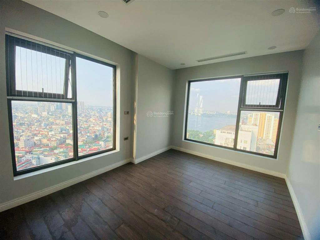 Bán căn hoa hậu 3pn dt 107m2 tòa hdi tây hồ  view trực diện hồ tây  bc đông nam tầng cao siêu đẹp