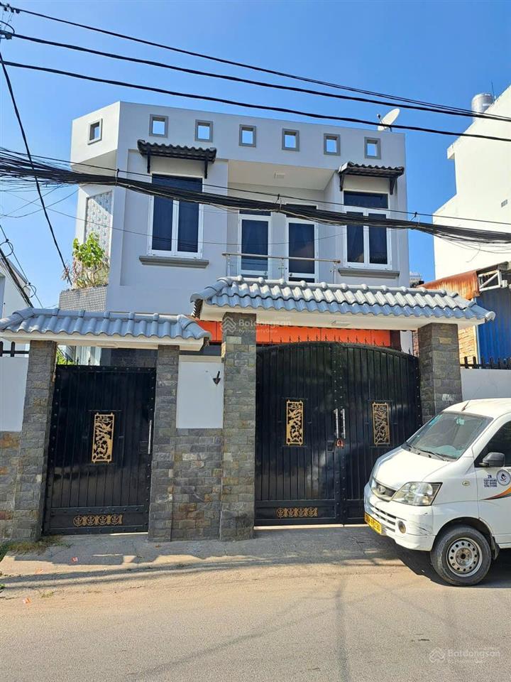 Mặt tiền kinh doanh đa ngành, ngang khủng 8m, gần đạt gia centre point thủ đức 8x11m 9,8 tỷ