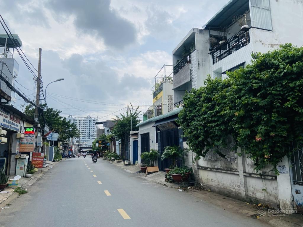 Mặt tiền kinh doanh đa ngành, ngang khủng 8m, gần đạt gia centre point thủ đức 8x11m 9,8 tỷ