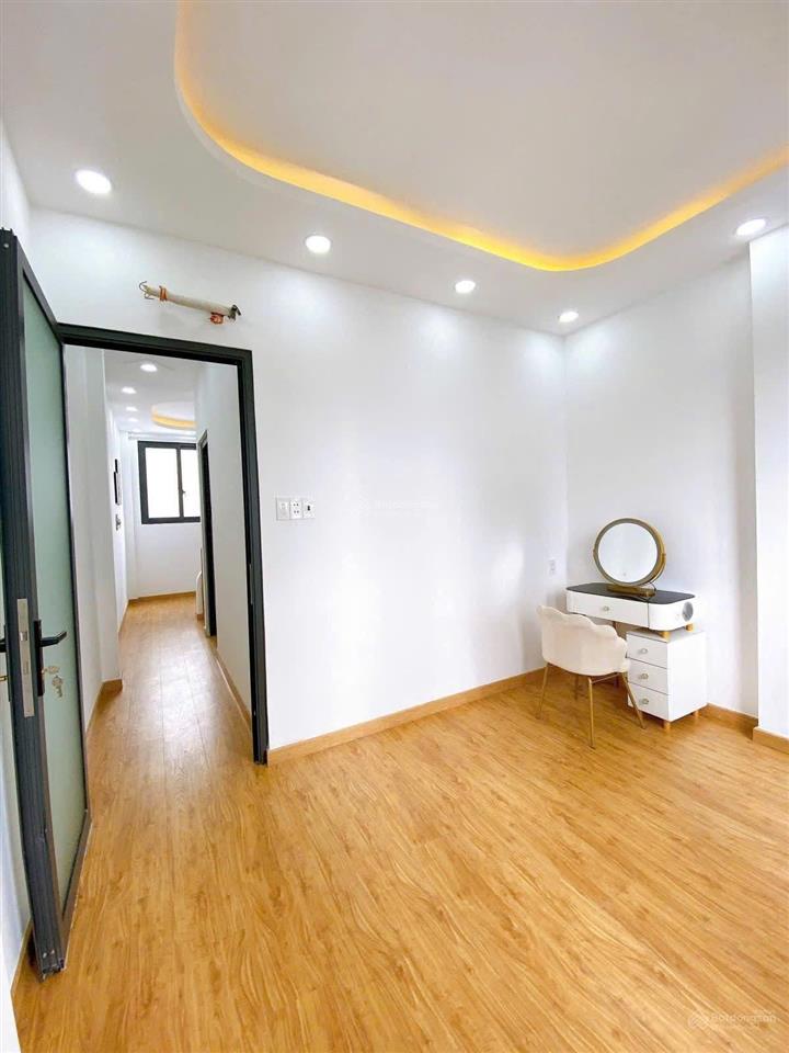 Nhà khủng đường ôtô 6m an dương vươngq5.giá 3tỷ860. đang cho thuê 21tr. gần hồ bơi lam sơn