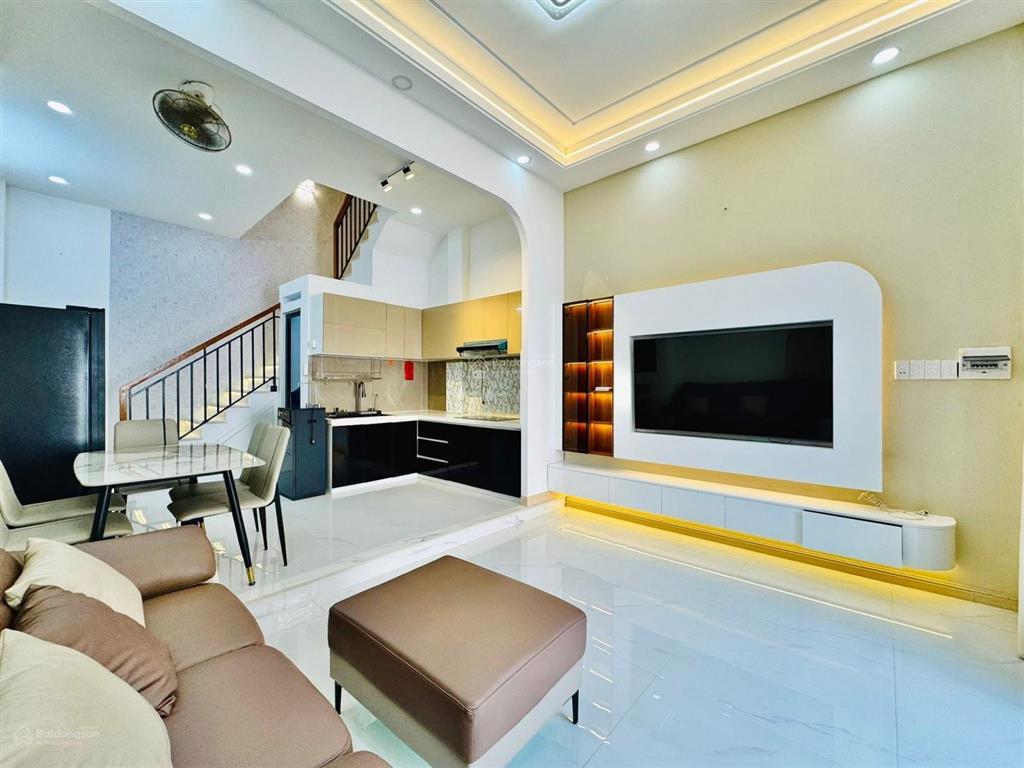 Chú chung bán nhà hai bà trưngp.v thị sáuq3,gần chợ,công viên.giá 4tỷ 850tr /83m2,cho thuê 27tr.