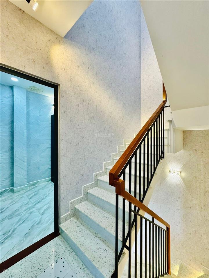 Chú chung bán nhà hai bà trưngp.v thị sáuq3,gần chợ,công viên.giá 4tỷ 850tr /83m2,cho thuê 27tr.