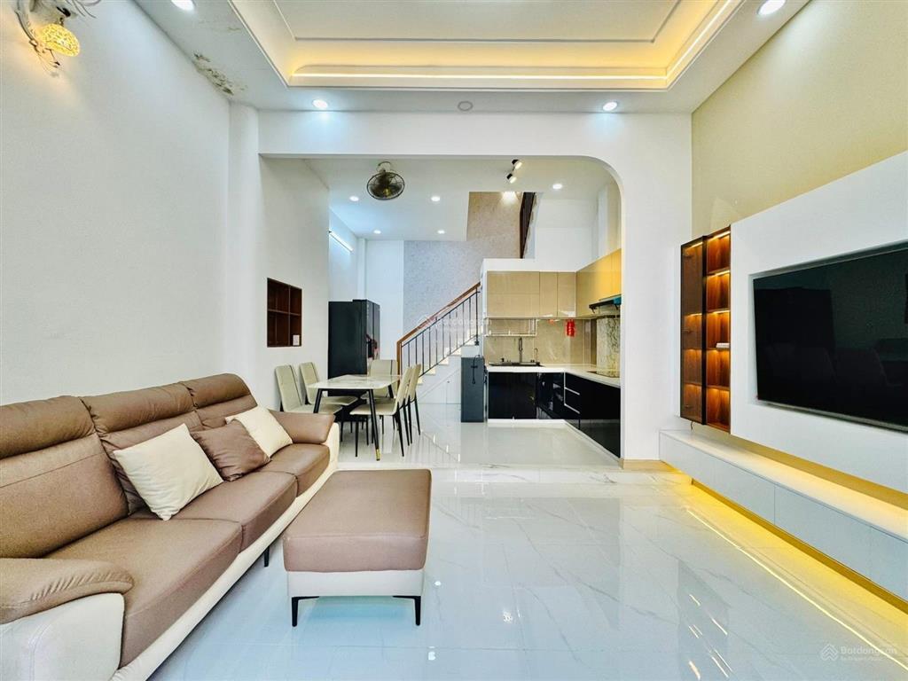 Chú chung bán nhà hai bà trưngp.v thị sáuq3,gần chợ,công viên.giá 4tỷ 850tr /83m2,cho thuê 27tr.