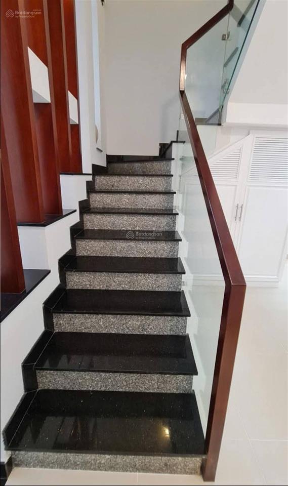 Sở hữu nhà lê ngô cátquận 3, diện tích 72,8m2 giá 4tỷ450 gần bệnh viện mắt đang cho thuê 26tr/th