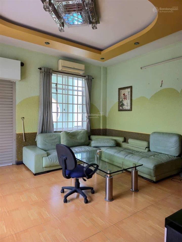 Tôi bán nhà nguyễn biểuquận 5 gần chung cư 109 diện tích 67,5m2 giá 3tỷ5 hợp đồng thuê 22tr/tháng